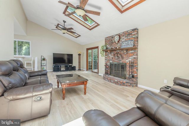 1739 PAINE CT, Blackwood, NJ 08012