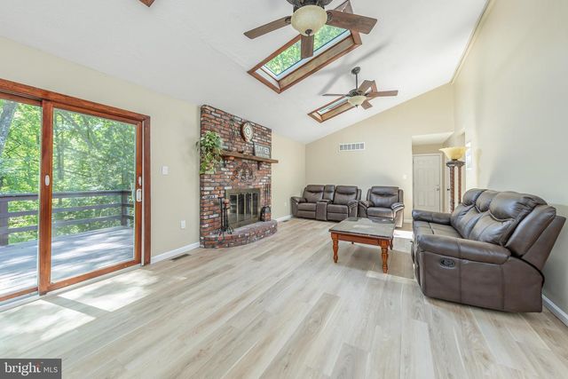 1739 PAINE CT, Blackwood, NJ 08012