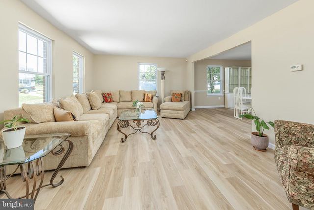 1739 PAINE CT, Blackwood, NJ 08012
