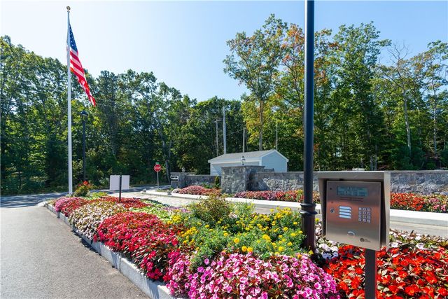 15 Hampton Road 20, Coventry, RI 02816