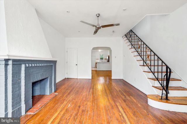 1820 S 19TH ST, Philadelphia, PA 19145