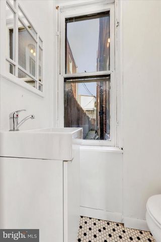 1820 S 19TH ST, Philadelphia, PA 19145