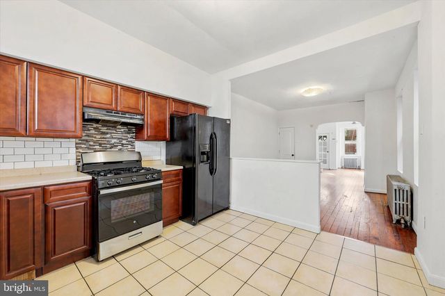 1820 S 19TH ST, Philadelphia, PA 19145
