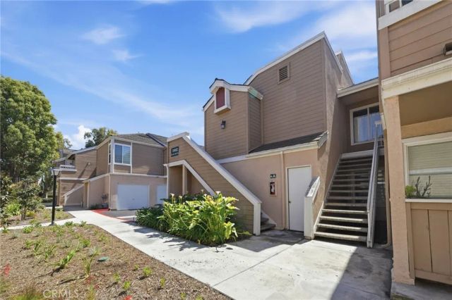 10452 W Briar Oaks, Stanton, CA 90680