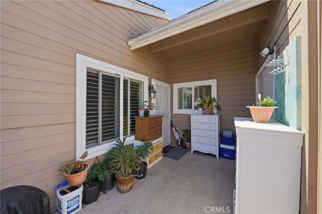 10452 W Briar Oaks, Stanton, CA 90680