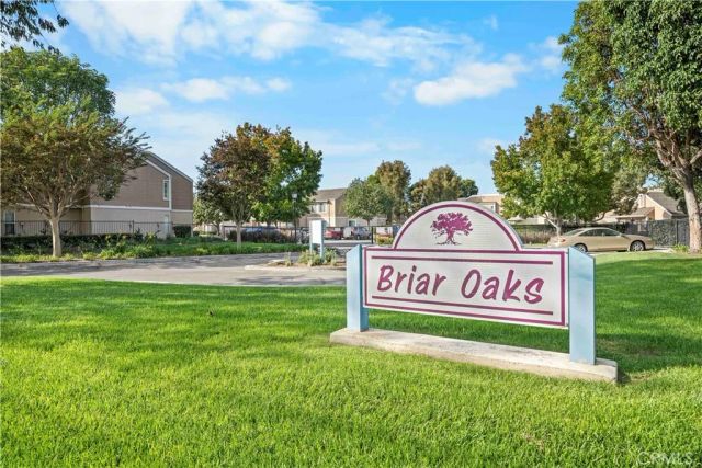 10452 W Briar Oaks, Stanton, CA 90680