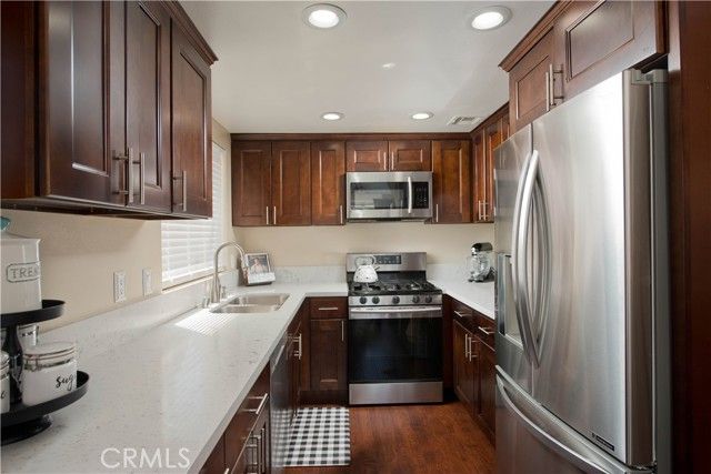 19804 Sandpiper Place 10, Newhall (santa Clarita), CA 91321