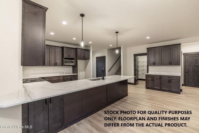 7741 E Howard Rd, Athol, ID 83801