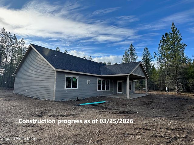 7741 E Howard Rd, Athol, ID 83801