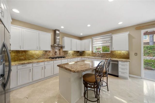 26352 Palm Tree, Murrieta, CA 92563