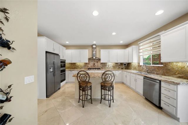 26352 Palm Tree, Murrieta, CA 92563