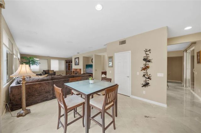 26352 Palm Tree, Murrieta, CA 92563
