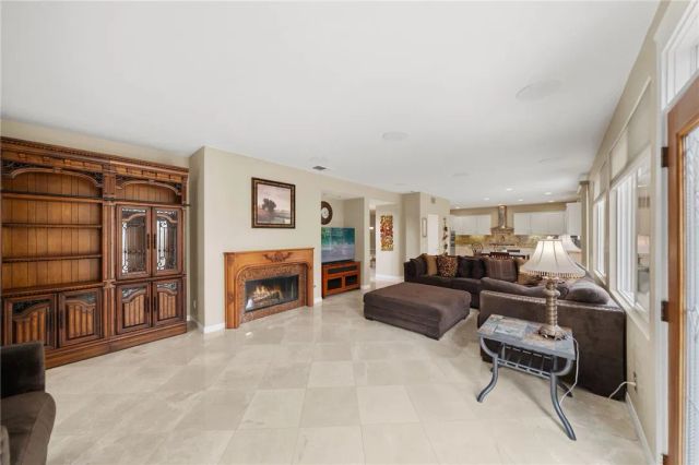 26352 Palm Tree, Murrieta, CA 92563