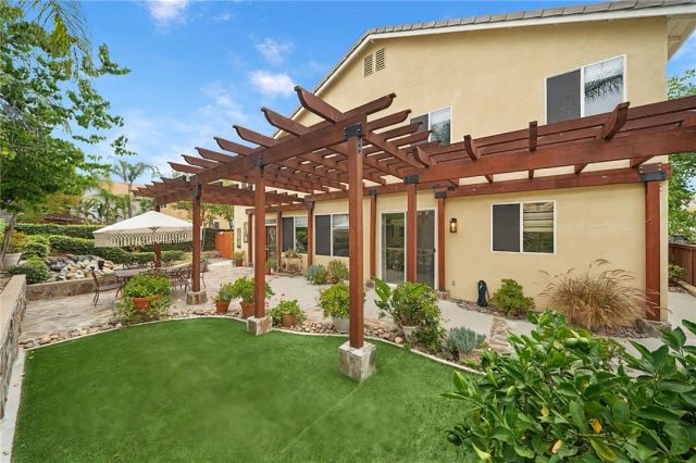 26352 Palm Tree, Murrieta, CA 92563
