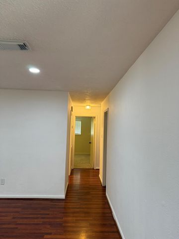 515 Tresvant Drive, Houston, TX 77598