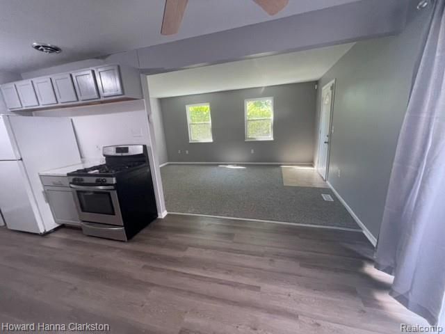 10 Greenwoode Lane, Pontiac, MI 48340