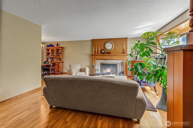 3608 65th Ave W, University Place, WA 98466
