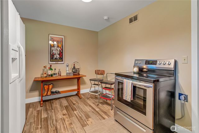 3608 65th Ave W, University Place, WA 98466
