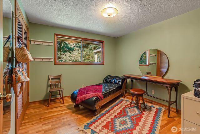 3608 65th Ave W, University Place, WA 98466