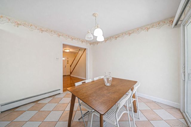 22 Bucknell Lane, Stony Brook, NY 11790