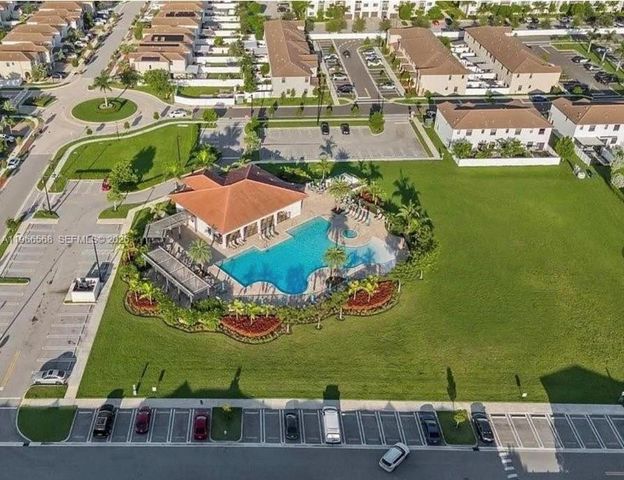 3350 W 112th St, Hialeah, FL 33018