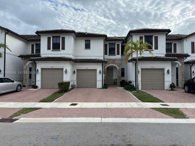 3350 W 112th St, Hialeah, FL 33018