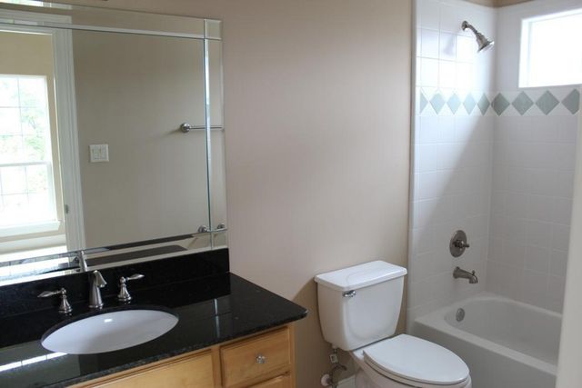 1324 Birdsall Street, Houston, TX 77007