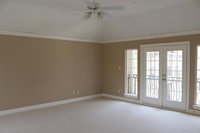 1324 Birdsall Street, Houston, TX 77007