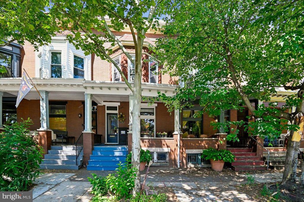 Image 1 of property listing at 2828 MARYLAND AVE, Baltimore, MD 21218