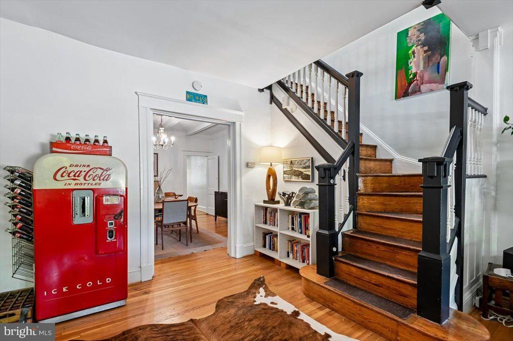 Image 11 of property listing at 2828 MARYLAND AVE, Baltimore, MD 21218