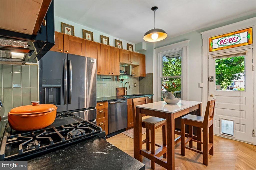 Image 17 of property listing at 2828 MARYLAND AVE, Baltimore, MD 21218