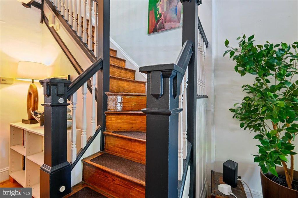 Image 28 of property listing at 2828 MARYLAND AVE, Baltimore, MD 21218