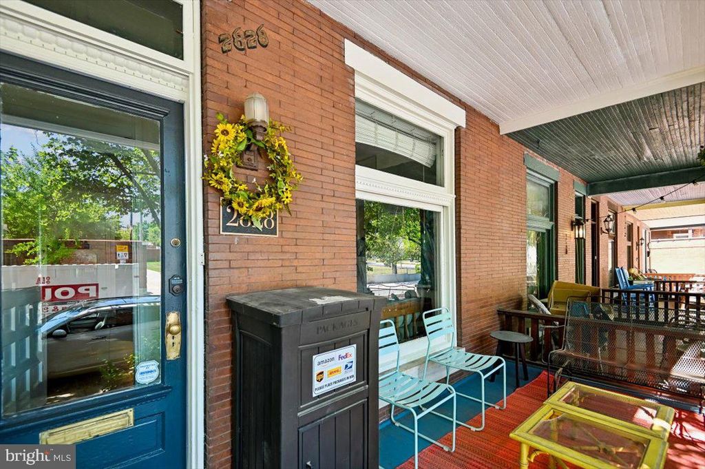 Image 3 of property listing at 2828 MARYLAND AVE, Baltimore, MD 21218