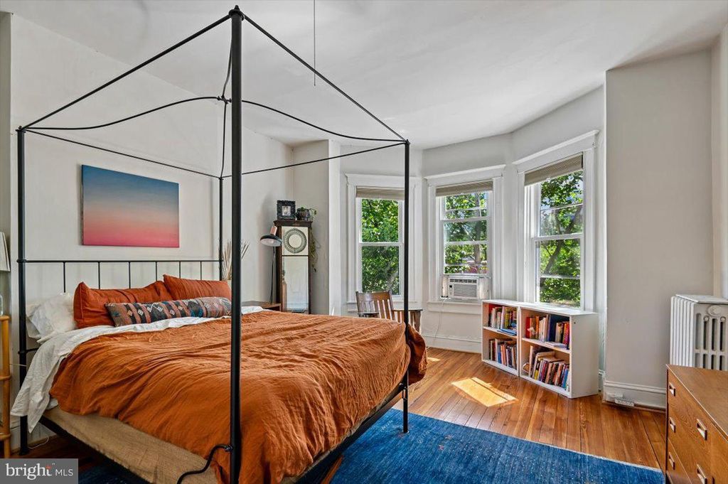 Image 33 of property listing at 2828 MARYLAND AVE, Baltimore, MD 21218