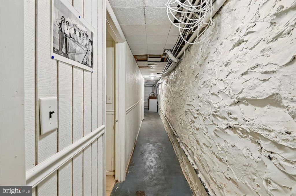 Image 55 of property listing at 2828 MARYLAND AVE, Baltimore, MD 21218