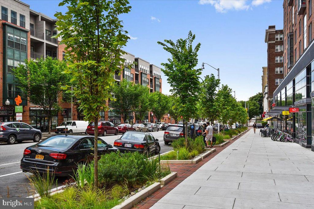 Image 63 of property listing at 2828 MARYLAND AVE, Baltimore, MD 21218