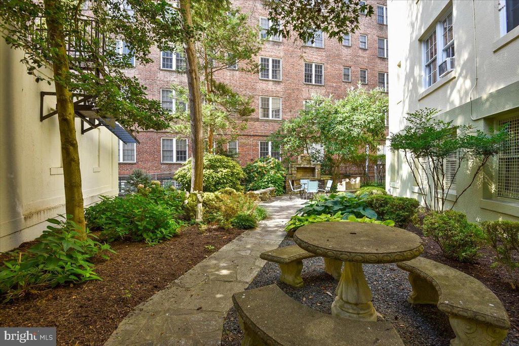 Image 64 of property listing at 2828 MARYLAND AVE, Baltimore, MD 21218