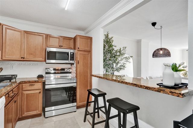 19380 Collins Ave 718, Sunny Isles Beach, FL 33160