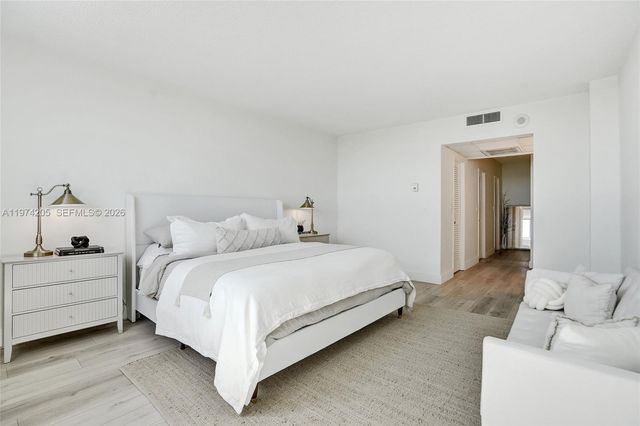 19380 Collins Ave 718, Sunny Isles Beach, FL 33160