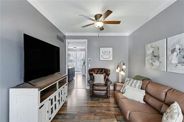 15950 S Avalon Street, Olathe, KS 66062