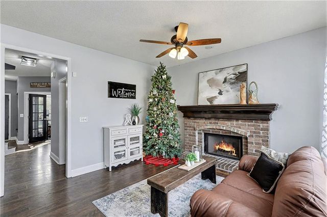 15950 S Avalon Street, Olathe, KS 66062