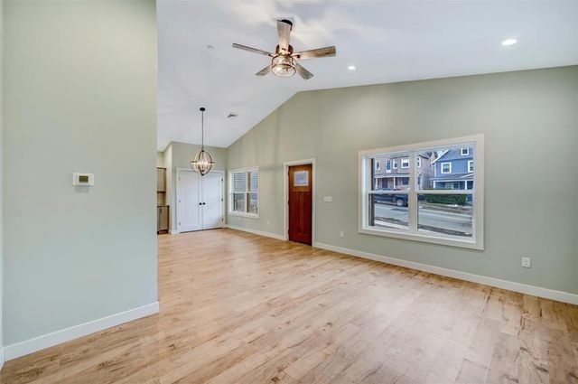 525 Harrison Avenue, Scranton City, PA 18510