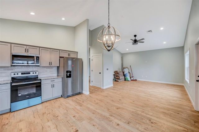 525 Harrison Avenue, Scranton City, PA 18510