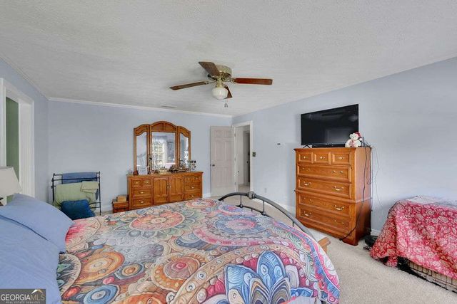 1339 Saint Michaels Court SW, Lilburn, GA 30047