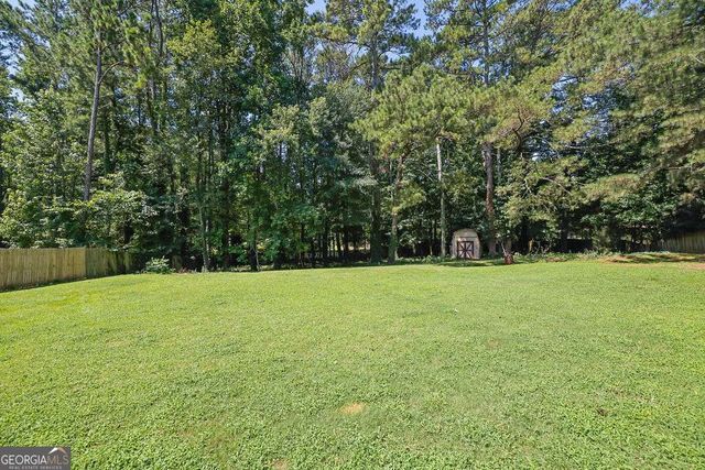 1339 Saint Michaels Court SW, Lilburn, GA 30047