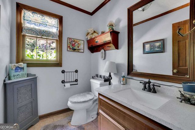 1339 Saint Michaels Court SW, Lilburn, GA 30047