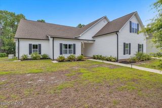 106 Roughleaf Trail, Hampstead, NC 28443