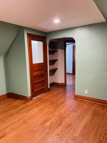 1316 Lake Avenue, Whiting, IN 46394