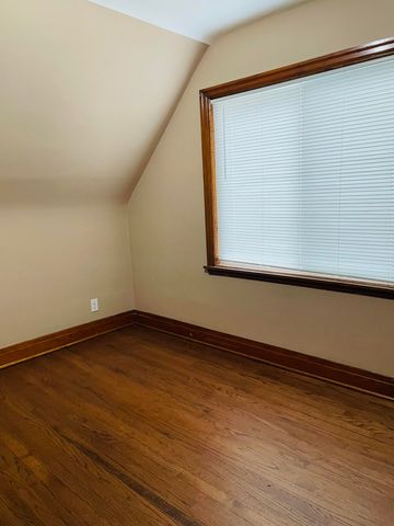 1316 Lake Avenue, Whiting, IN 46394