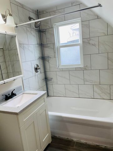 1316 Lake Avenue, Whiting, IN 46394